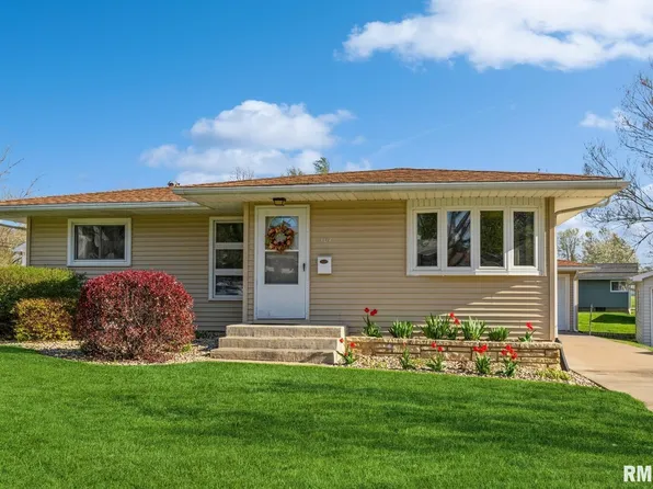 507 Highview Dr, Clinton, IA 52732