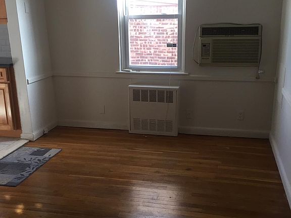 5th image of 35-10 213th St #1