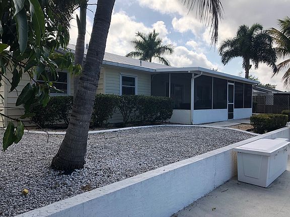 3rd image of 16091 Porto Bello St