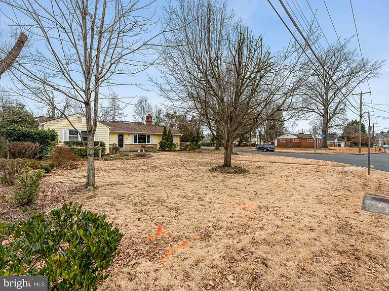 3503 Maple Ct — Photo 39