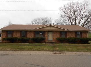 632 E 6th St, Mount Vernon, IN 47620