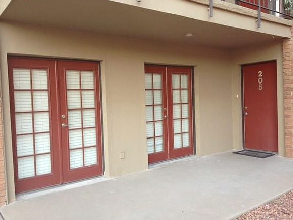 2nd image of 4433 Stanton St #C205