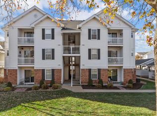 16530 Victoria Crossing Dr UNIT D, Grover, MO 63040