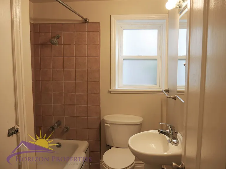 4908 Gastman Way — Photo 27
