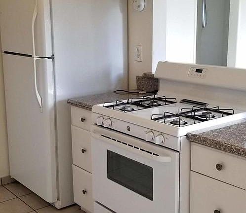 5th image of 204 N Olive Ave APT E