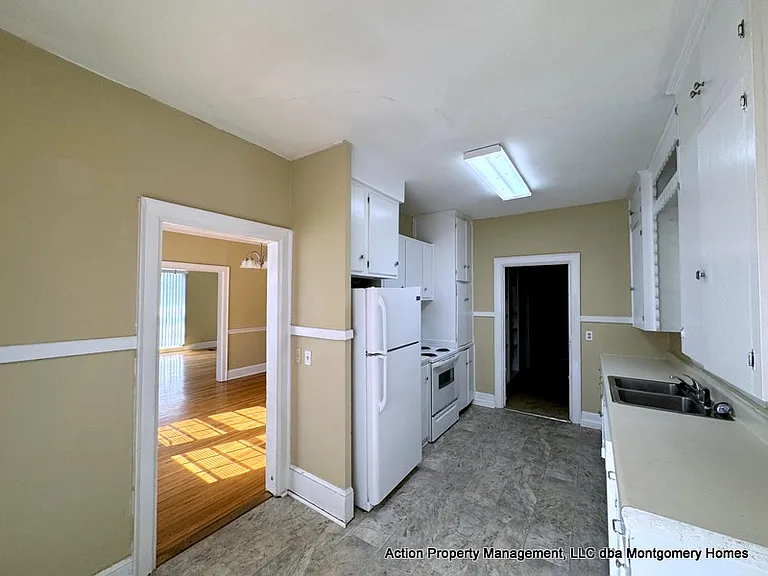 1918 Norman Bridge Ct — Photo 12