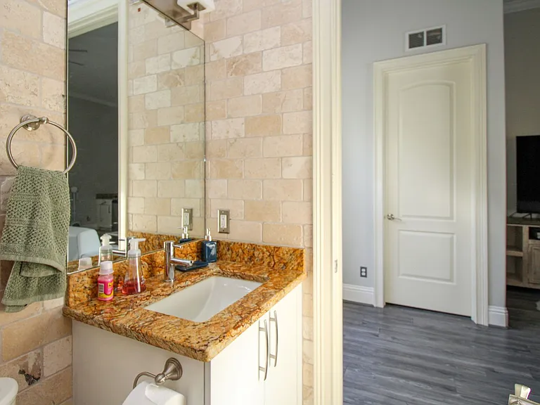 1412 Hemingway Pl — Photo 56