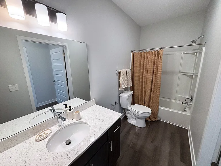Model-Bathroom-edited