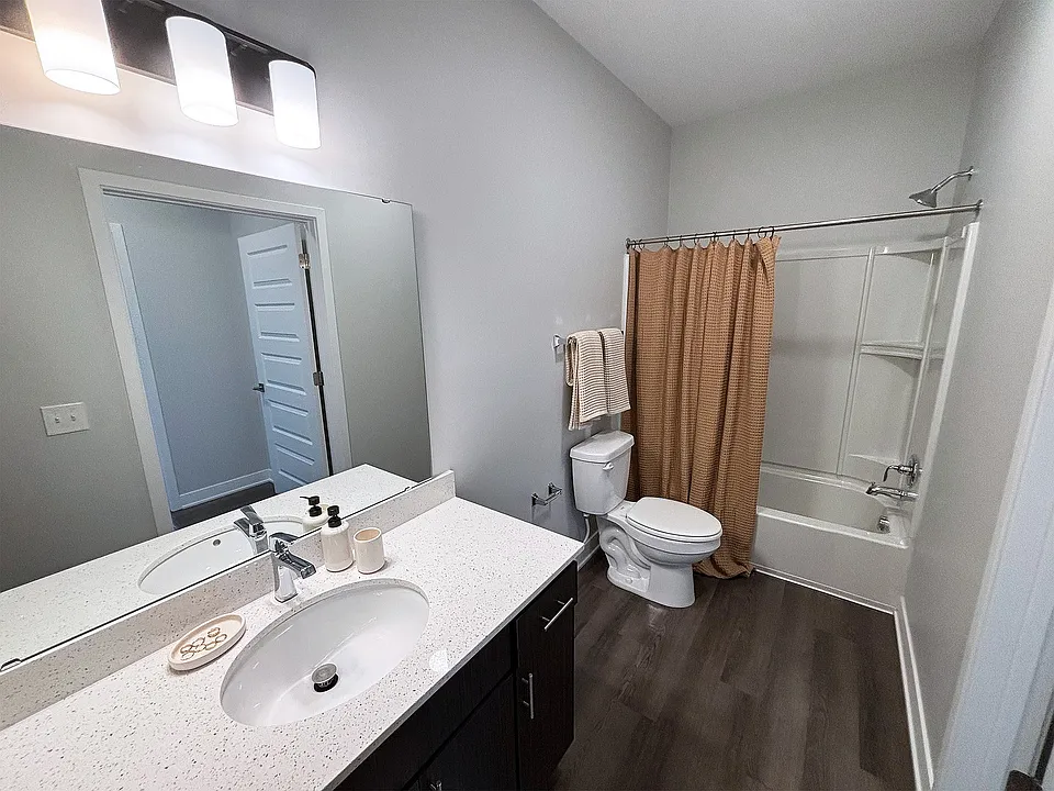 Model-Bathroom-edited