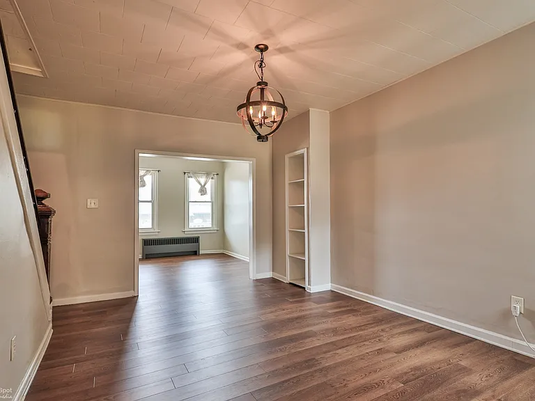805 Main St — Photo 19