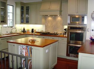 734 Bayview Dr, Hermosa Beach, CA 90254