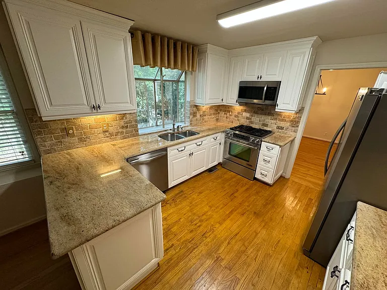 500 River Oaks Ln — Photo 7