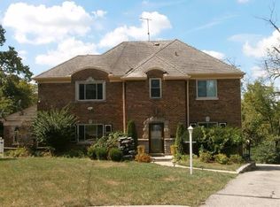 1076 Sunnyslope Dr, Cincinnati, OH 45229