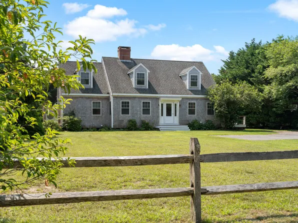 5 Katama Dr, Edgartown, MA 02539