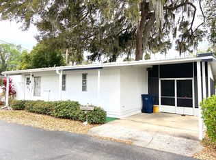 161 Tara Dr, Tavares, FL 32778