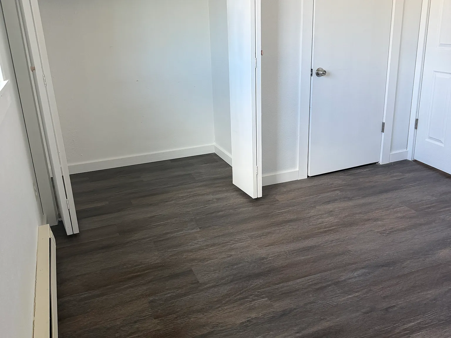 2 bed, 901 sqft, $2,200 — Photo 4