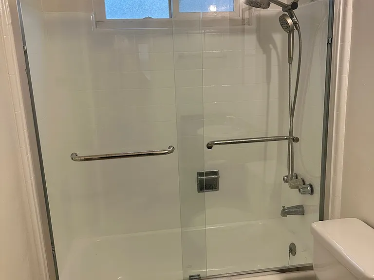 1100 College View Dr #3 — Photo 5