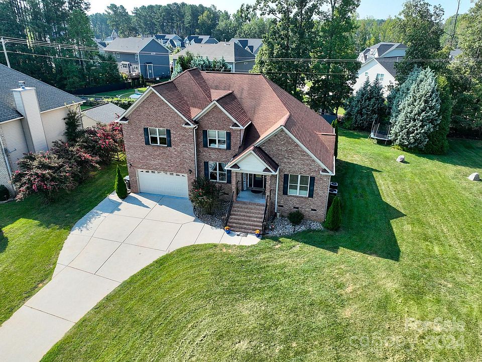 1st image of 149 Albany Dr