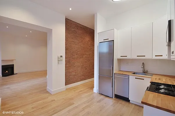 Sold by Fillmore | media 5