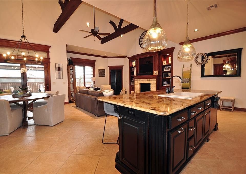 1st image of 11812 Volterra Way