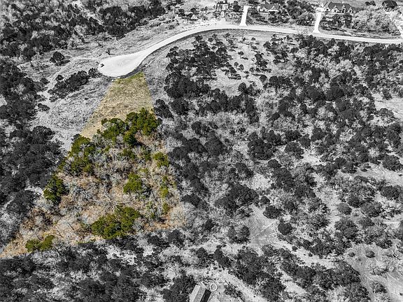 2nd image of 4093 Overlook Way