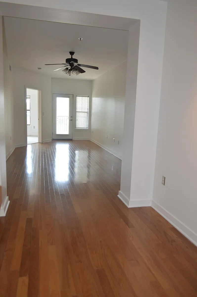 Building Photo - 1803 Broadway #527