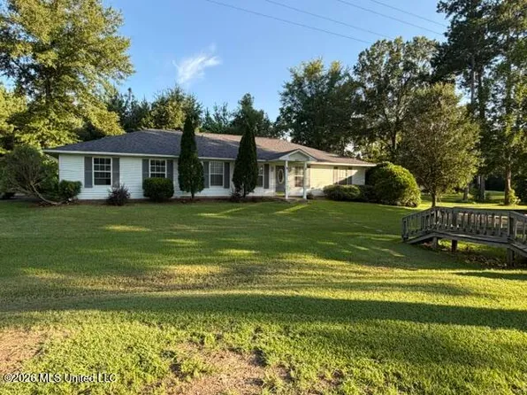 7030 State Highway 18, Mendenhall, MS 39114