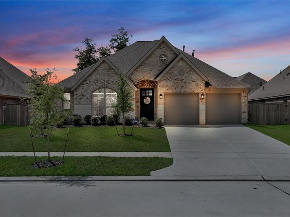 23638 Sage Villa Dr, New Caney, TX 77357