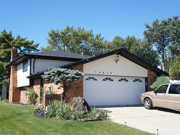 3rd image of 19612 Lake Lynwood Dr