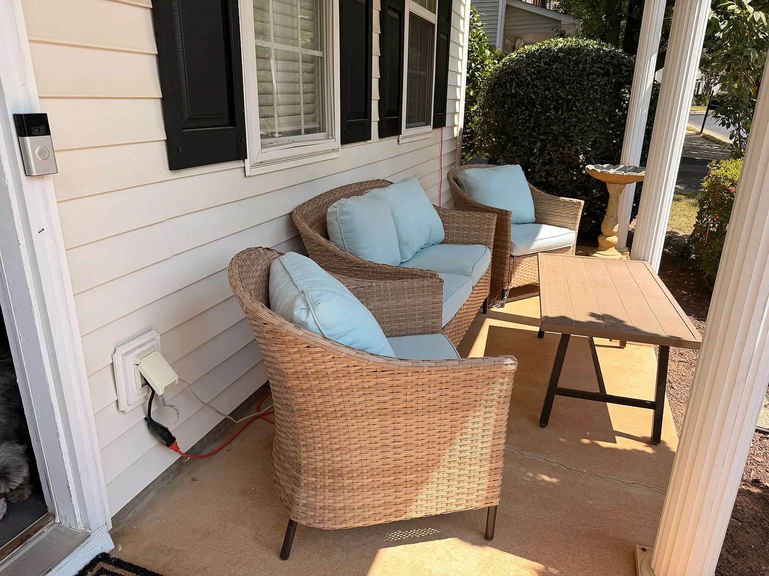 2 bed, 2.5 bath, 1523 sqft, $2,295 — Photo 2