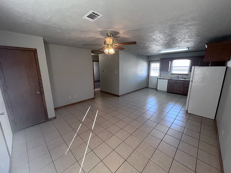 65 Marie Ln — Photo 2