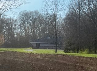 4157 Wetzler Rd, Fults, IL 62244