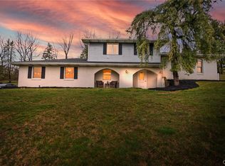 2941 Avery Rd, Slatington, PA 18080