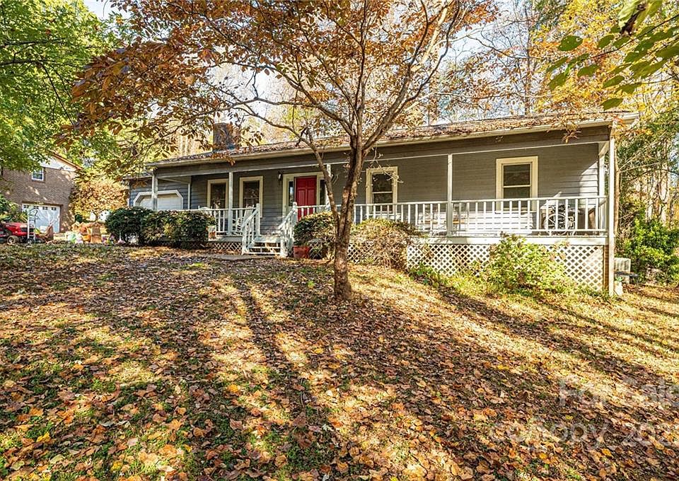 1516 Old Carriage Dr, Newton, NC 28658 Zillow