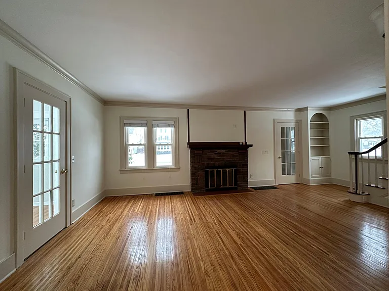 107 Thornton Rd #1 — Photo 5