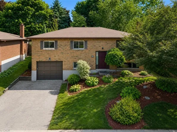 181 Harvard Rd, Guelph, ON N1G 4K4