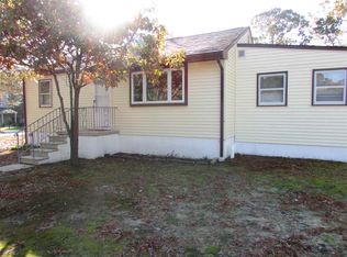 404 Hollywood Rd, Villas, NJ 08251