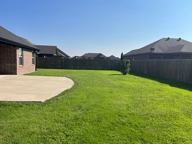 4338 Leafield St — Photo 27