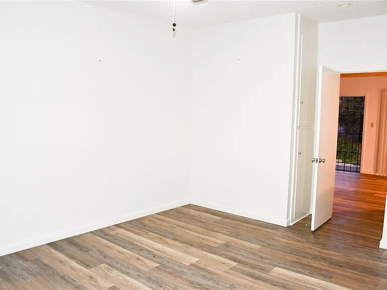 1637 W Malvern Ave #1637 — Photo 12