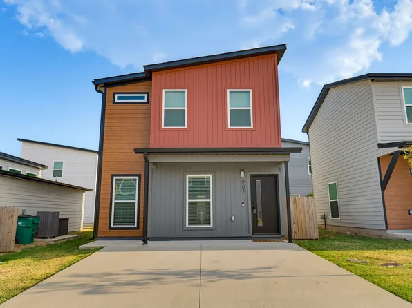 901 Tennessee Ave, Bentonville, AR 72713