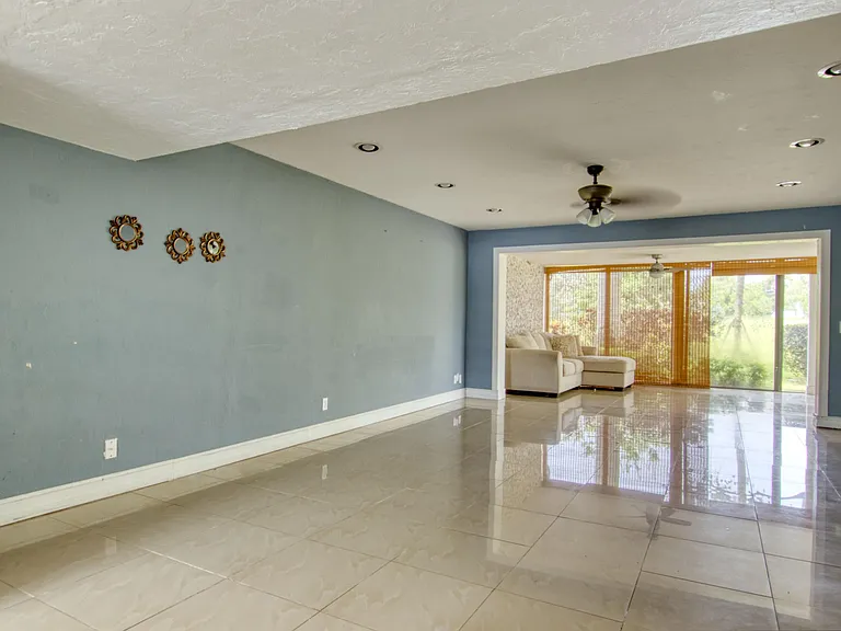 4360 Fountains Dr #4360 — Photo 12