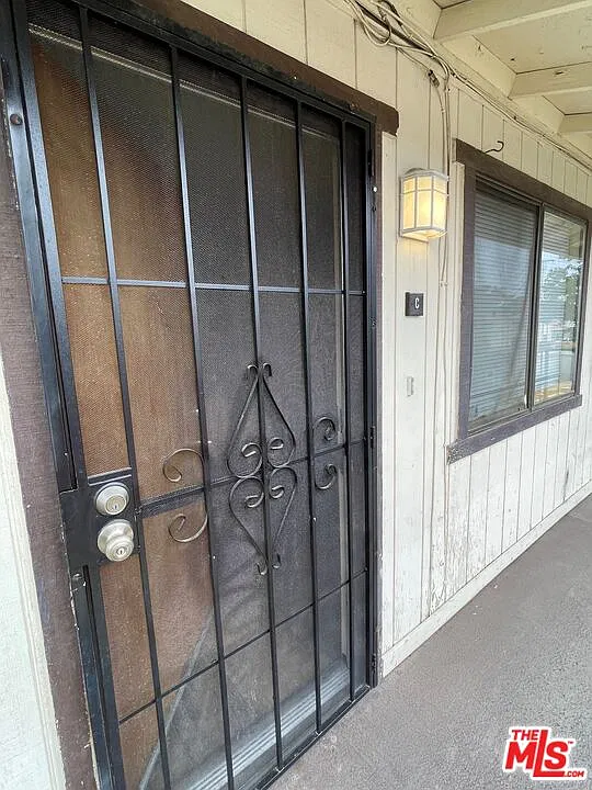 2 bed, 1.0 bath, 850 sqft, $1,350 — Photo 3
