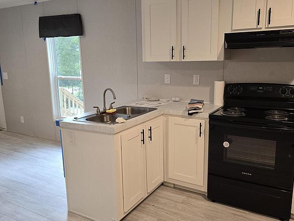 4th image of 308 WILSON Drive