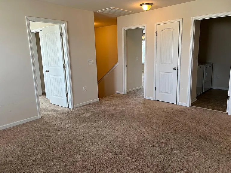 536 Majorca Loop — Photo 18