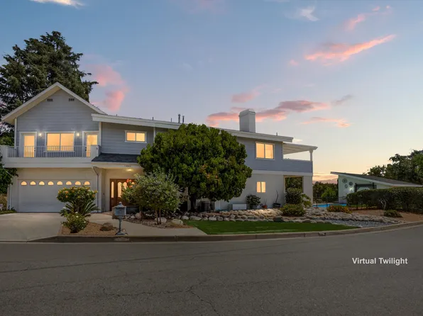 13043 Burns Ln, Redlands, CA 92373