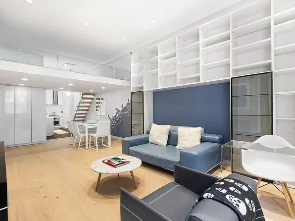 372 5th Ave #7A, New York, NY 10001
