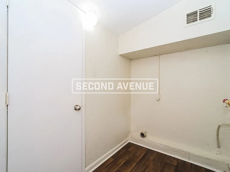 9561 Norfolk Blvd — Photo 20
