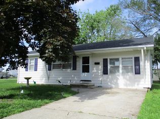 627 N Bond Ave, Marshall, MO 65340