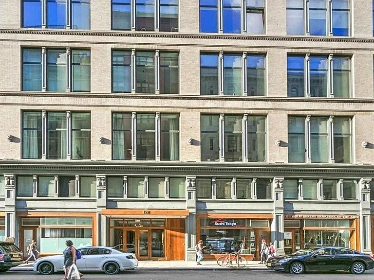 121 W 19th St #8G — Photo 14