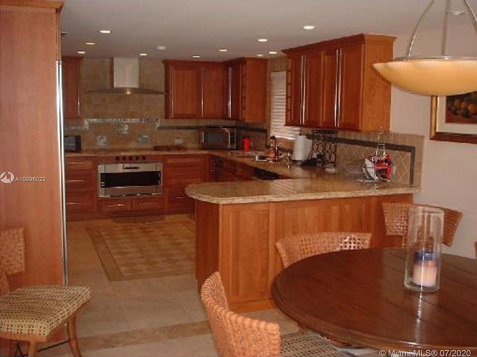 1st image of 177 Ocean Blvd
